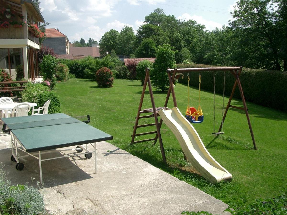 Gite 295 Montagnes Du Jura Avec Spa Et Sauna Classe 3 Etoiles Foncine-le-Haut Luaran gambar