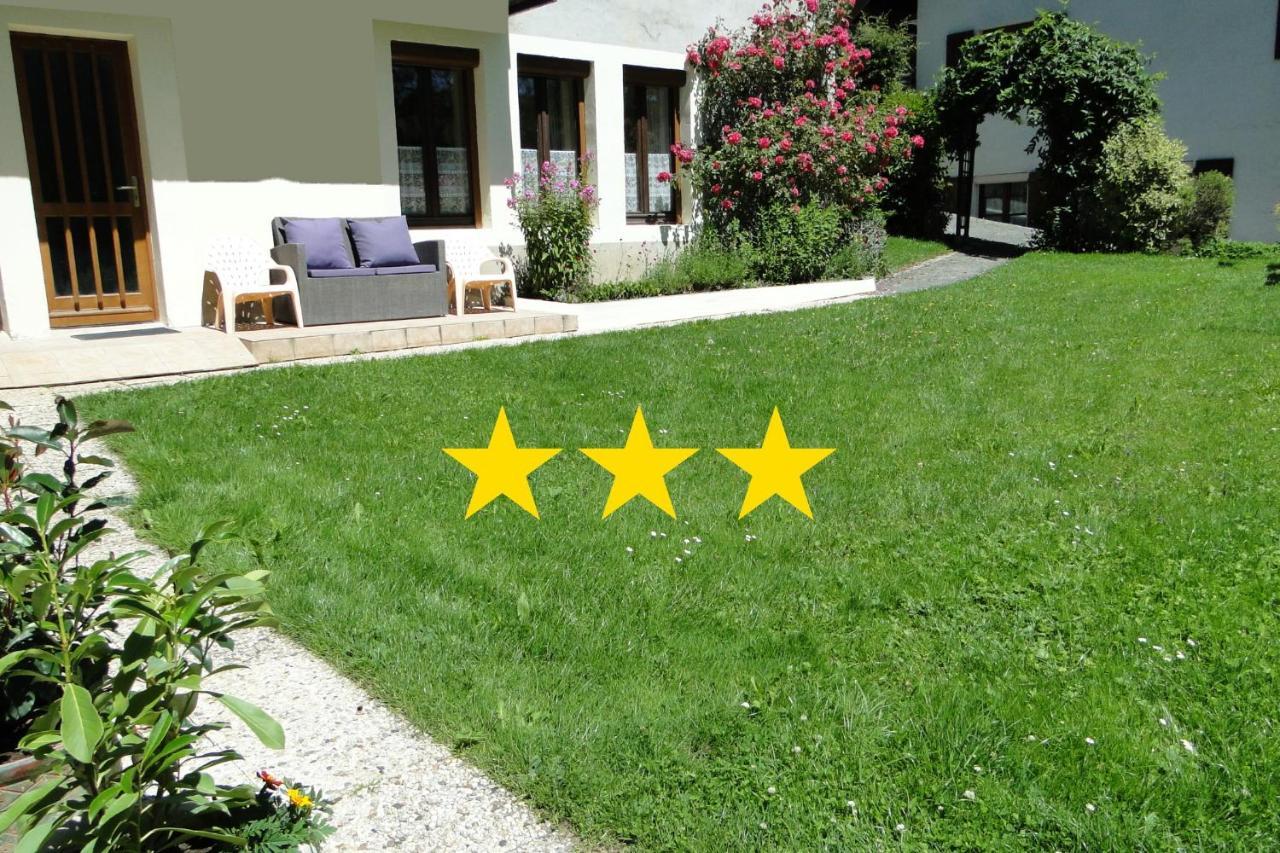 Gite 295 Montagnes Du Jura Avec Spa Et Sauna Classe 3 Etoiles Foncine-le-Haut Luaran gambar