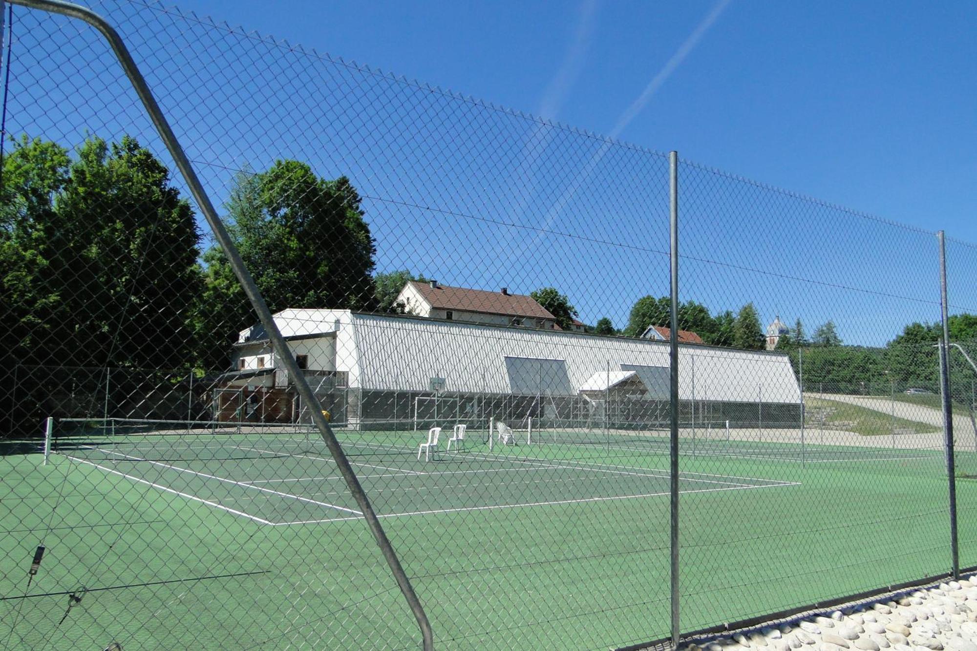 Gite 295 Montagnes Du Jura Avec Spa Et Sauna Classe 3 Etoiles Foncine-le-Haut Luaran gambar