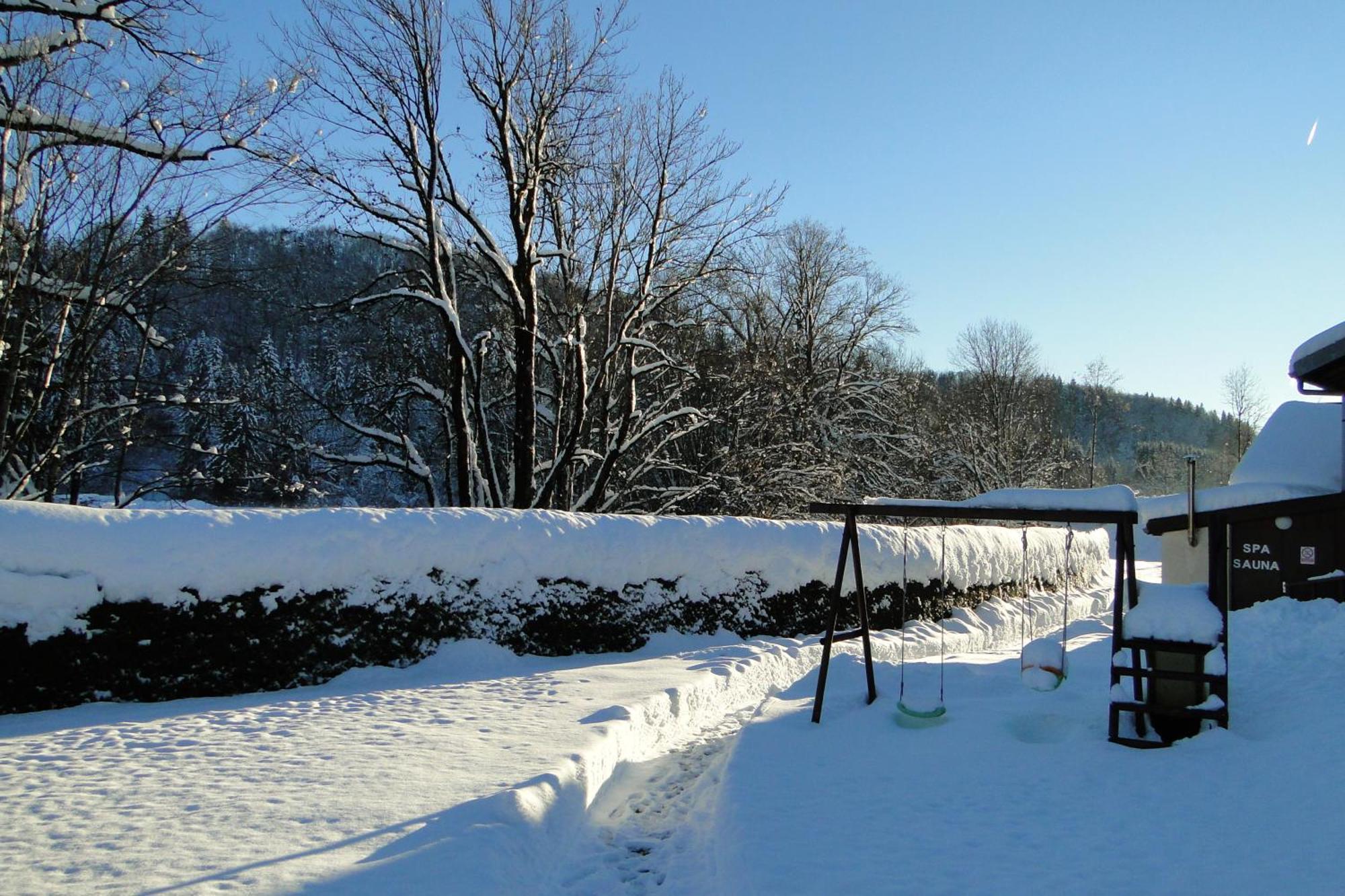 Gite 295 Montagnes Du Jura Avec Spa Et Sauna Classe 3 Etoiles Foncine-le-Haut Luaran gambar